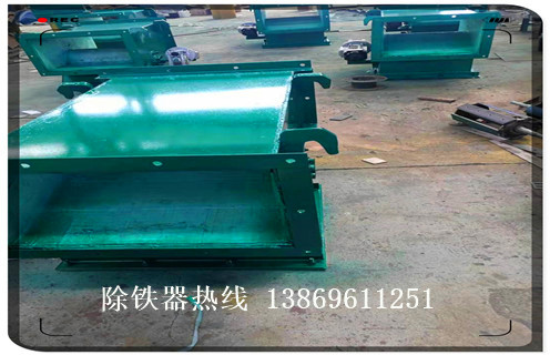 管道除鐵器，北京甩磁管道除鐵器_構造結構圖_遠力北京甩磁管道除鐵器12000高斯 可定制工作原理_安裝示意圖