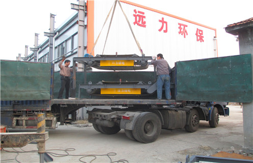 永磁自卸除鐵器，內蒙古永磁自卸式除鐵器rcyd-8_內蒙古永磁自卸式除鐵器rcyd-8批發(fā)價(jià)格_使用說(shuō)明書(shū)原理型號價(jià)格